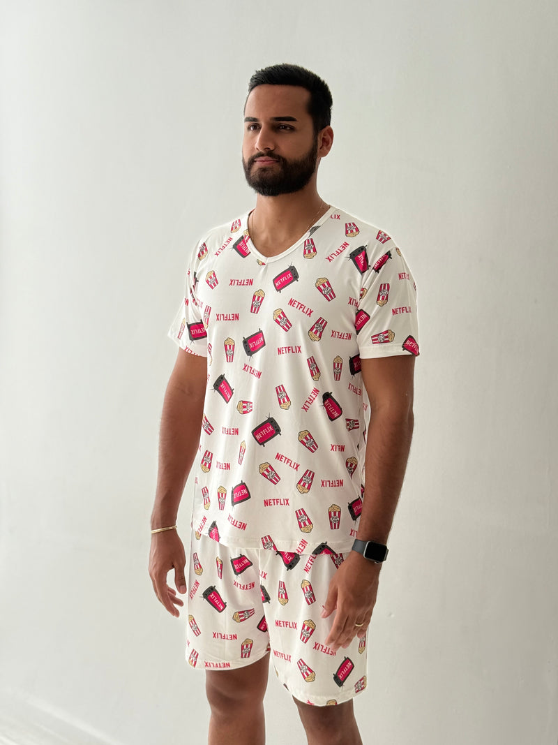 Kit Familia - Pijama Estampa Netflix Branco