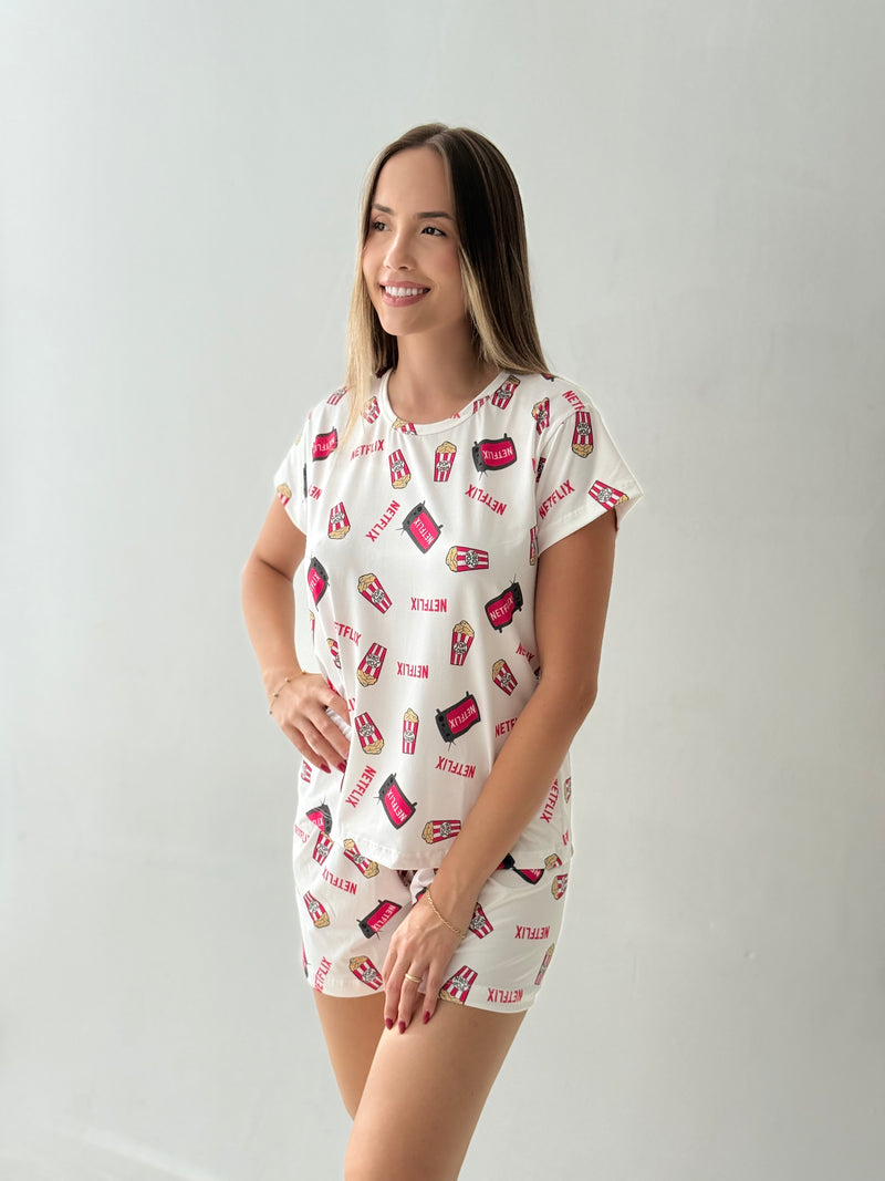 Kit Familia - Pijama Estampa Netflix Branco